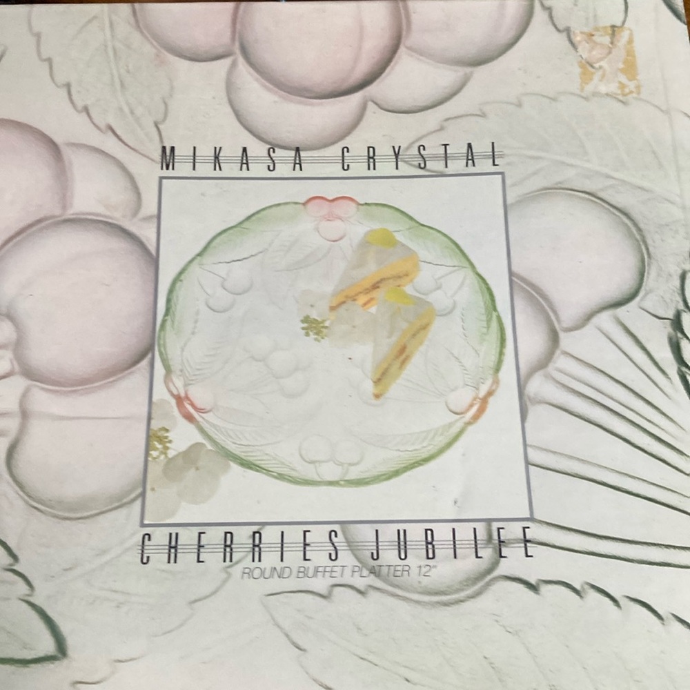 Mikasa Crystal Cherries Jubilee Playter